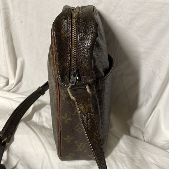 Louis Vuitton Bags Vintage Louis Vuitton Crossbody Messenger Bag